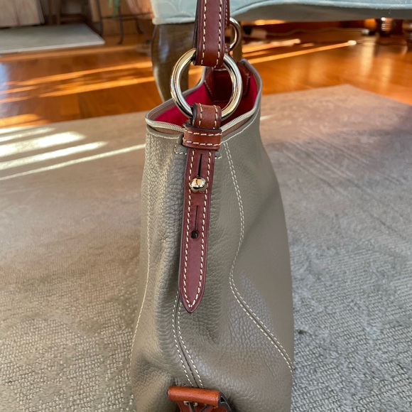 SOLD: Dooney & Bourke Pebble Grain Leather Hobo Shoulder Bag Taupe Grey Brown - Picture 9 of 9